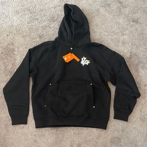 Young LA global meltdown hoodie size L brand new